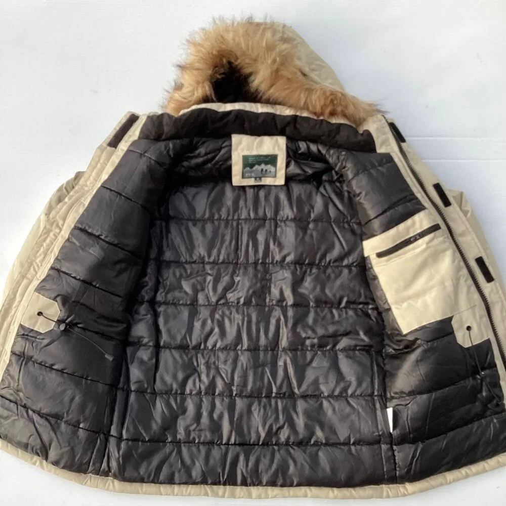 Fashion And Classic stay warm